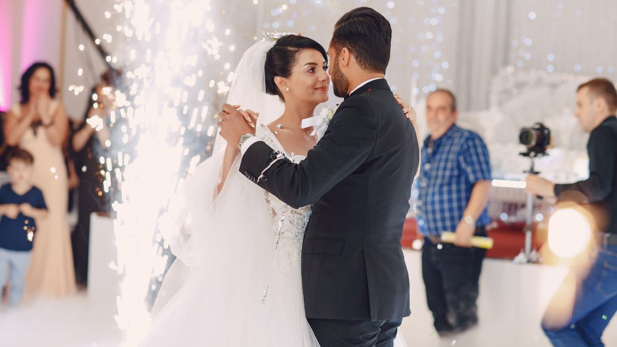 Ouverture de bal mariage : idées, timing et conseils